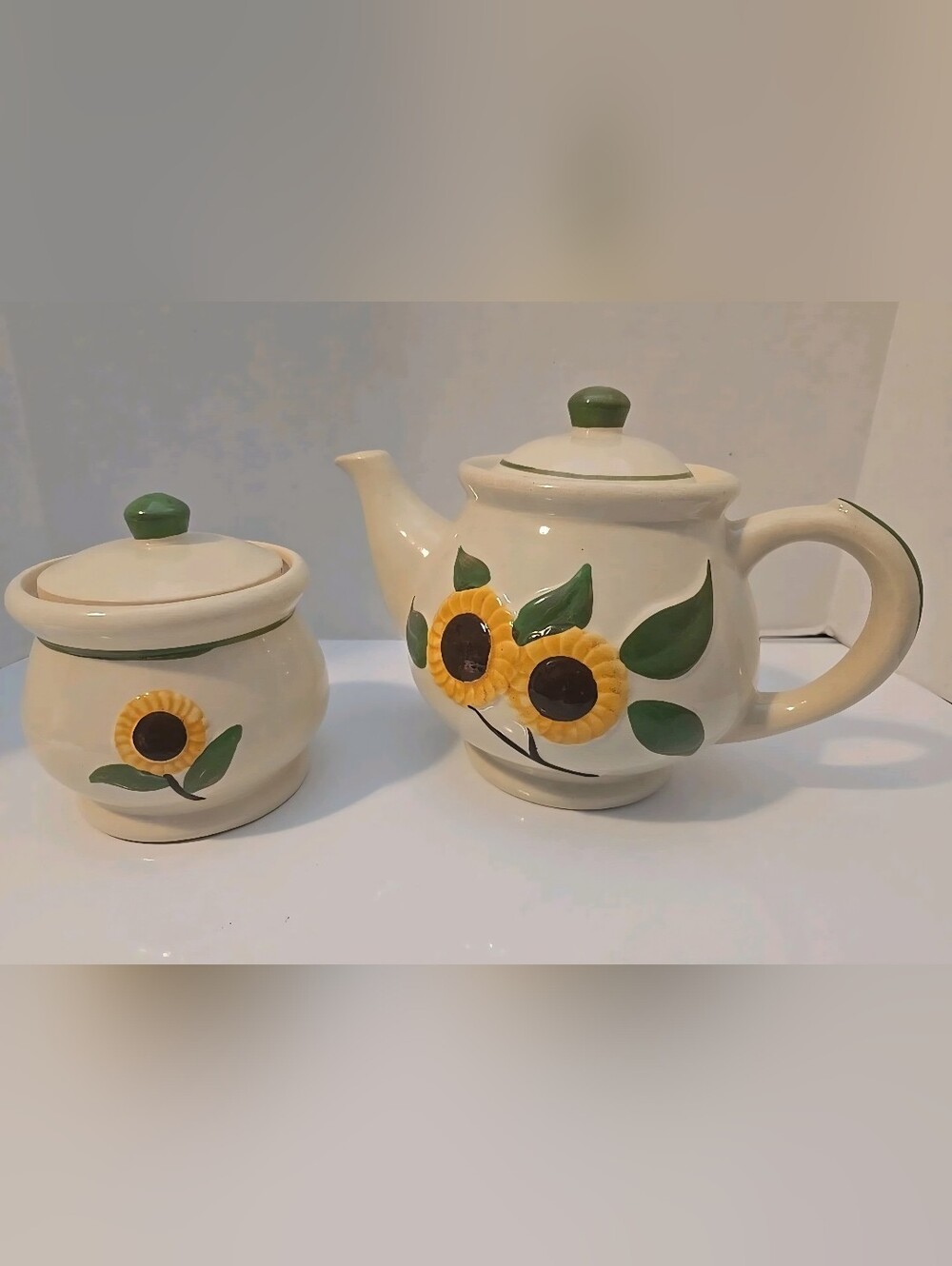 Vintage Shawnee  Sunflower Teapot Amd Sugar Bowl/pot USA